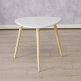 Hectarul - Masuta de cafea alba din lemn de pin Visby Boltze